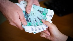 В погоне за наследством сахалинец перевел мошенникам 200 тысяч рублей