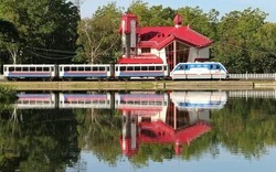 В парке Гагарина Южно-Сахалинска на детской железной дороге открыли летний сезон