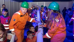 Больше тысячи школьников прошли профориентацию в «Сахалинской Энергии»