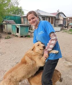 Забота о животных со школы: история волонтерского пути юной жительницы Сахалина