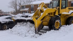 С улиц Южно-Сахалинска вывезли больше 3 тысяч кубометров снега к утру 1 февраля
