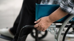 Суд обязал Фонд соцстрахования обеспечить инвалида с Сахалина средствами реабилитации