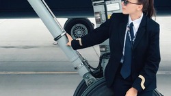 «В четвертом поколении»: на Сахалине девушка-пилот управляет самолетами «Авроры»