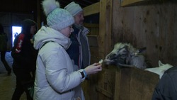 «Для них это ценный урок»: сахалинский фермер провел экскурсию для детей-сирот
