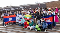 Сахалинская делегация на ВФМ познакомила иностранцев с русской культурой 