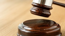 Жительница Анивы ответит в суде за уклонение от алиментов