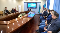 Мэр Южно-Сахалинска поблагодарил строителей за обустройство городка мобилизованным