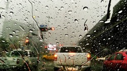 Сильный дождь накроет Сахалин 18 ноября