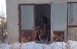 Рядом школа: открытая трансформаторная будка пугает жителей села на юге Сахалина