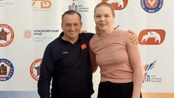 Девушка с Сахалина взяла серебро на первенстве ДФО по вольной борьбе