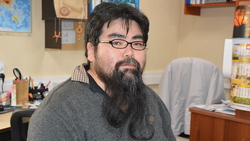 Ученый из Японии - потомок сахалинских айнов - исследует на Сахалине религию предков