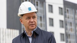 Мэр Южно-Сахалинска поздравил строителей с профессиональным праздником 