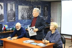 Презентация издания об участниках боев на Сахалине и Курилах прошла в Смирных
