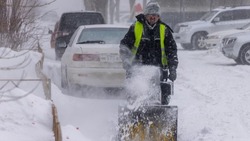 Улицу Амурскую частично перекроют в Южно-Сахалинске для расчистки от снега