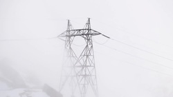 Нарушенное циклоном электроснабжение почти полностью восстановили на Сахалине