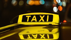 Циклон не задел цены на такси в Южно-Сахалинске