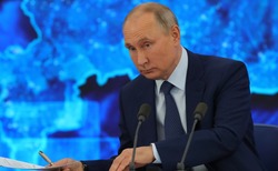 В Кремле ответили о преемнике Путина к 2024 году