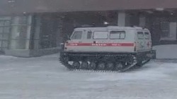 Снегоболотоход выехал на помощь к роженице на Сахалине