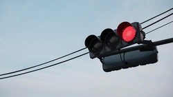 Три светофора могут временно отключить в Южно-Сахалинске 28 апреля 