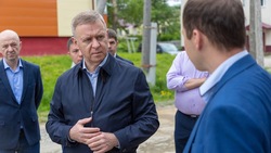 Сергей Надсадин посетил новый многоквартирный дом на улице Зеленой в Березняках 