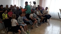 «Дождь на море»: спектакль для слепых и маловидящих поставили в Южно-Сахалинске