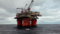 Иностранные инвесторы вложат 5 млрд долларов в нефть на Сахалине